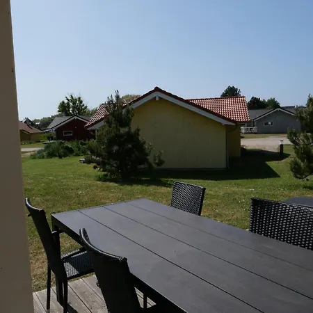 2 House B 48 * Großenbrode